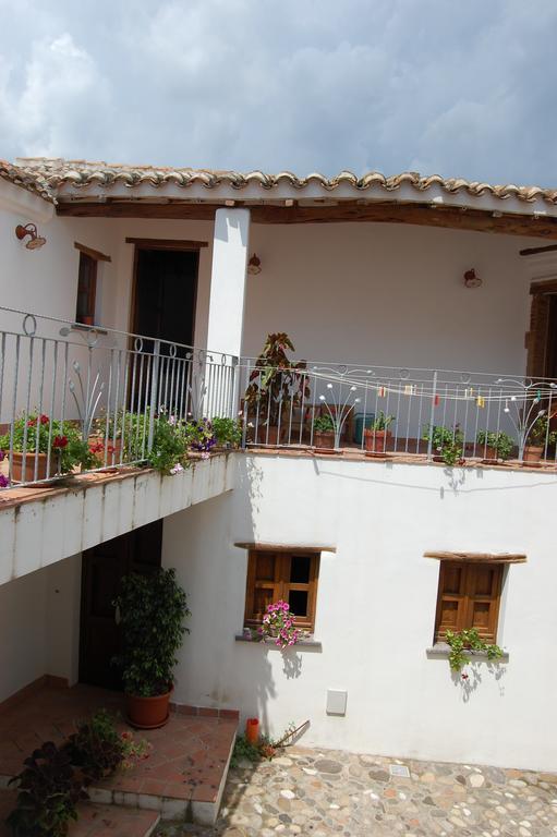 Rifugio Di Galte Bed & Breakfast Galtelli Ruang foto